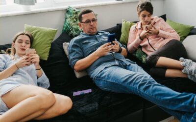 ¿Seguimos conectados? El apego en tiempos de pantallas